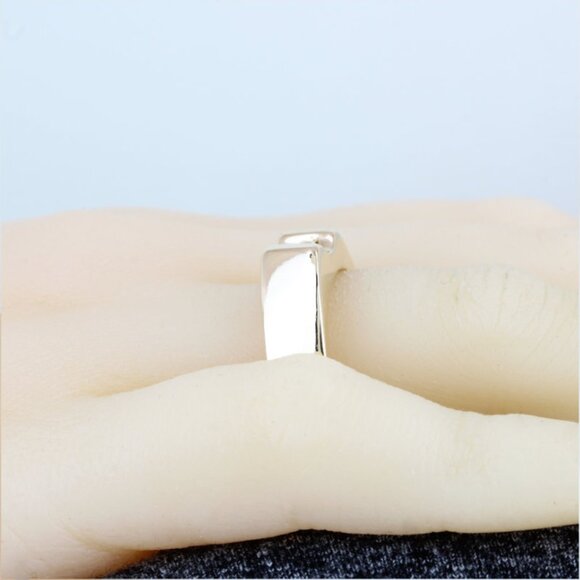 Vintage 14K Gold Diamond Solitaire Wedding / Anniversary Band Ring - Picture 7 of 8